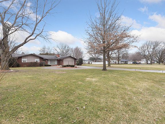 2nd image of 58270 State Road 15