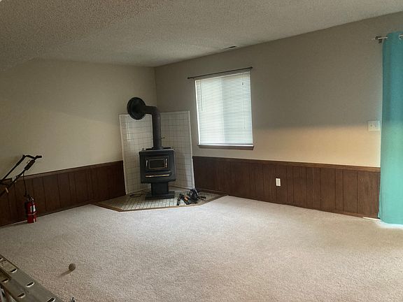 4th image of 4035 Hickory Hill Dr