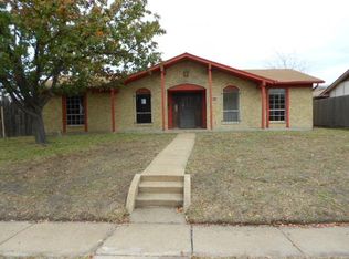 1709 Crockett St, Garland, TX 75042