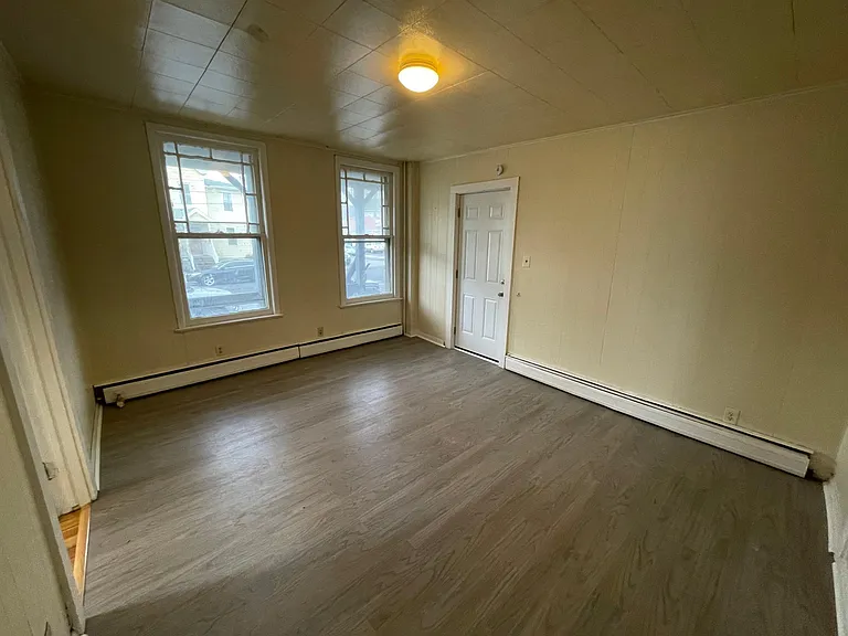 210 Oneil St #1 — Photo 2
