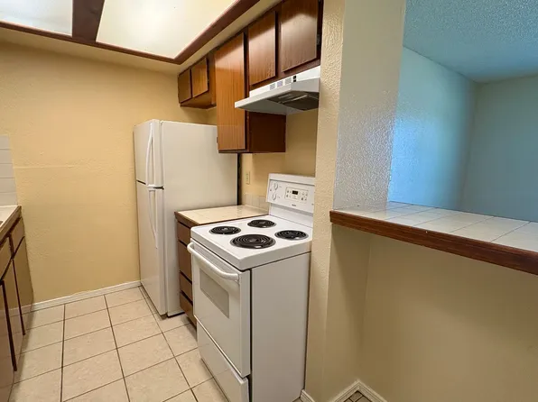 901 S Highway 77 APT 1, Noble, OK 73068