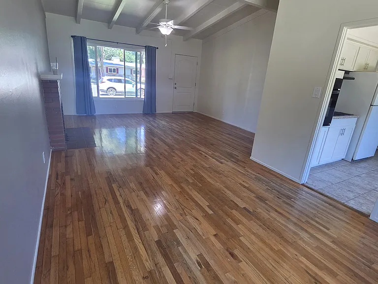 1273 Dale Way — Photo 5