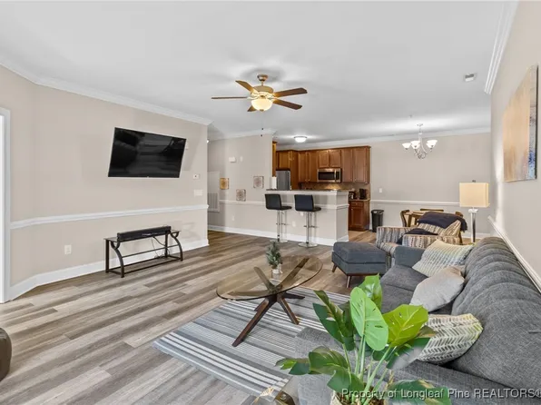 291 Gallery Dr Unit 202, Spring Lake, NC 28390