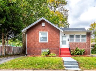 1217 Hafner Pl, Saint Louis, MO 63130