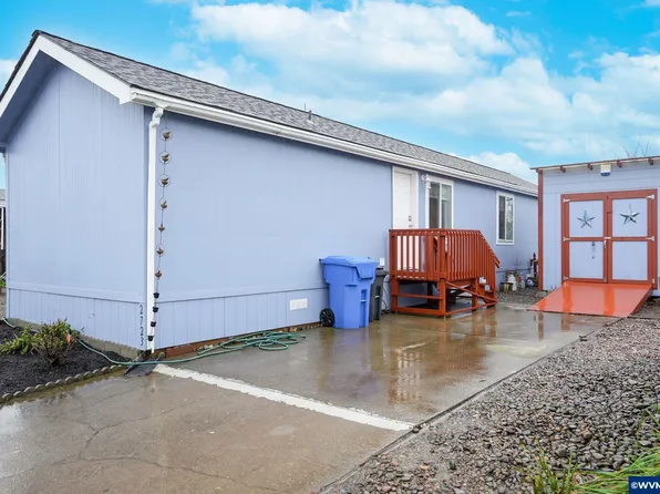 2723 Oakland Loop SE, Salem, OR 97317