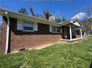 407 Seneca Dr, Charleston, WV 25302
