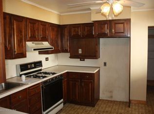 825 Delaware St, Forest City, PA 18421