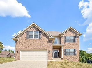 404 Enclave Pl, Louisville, KY