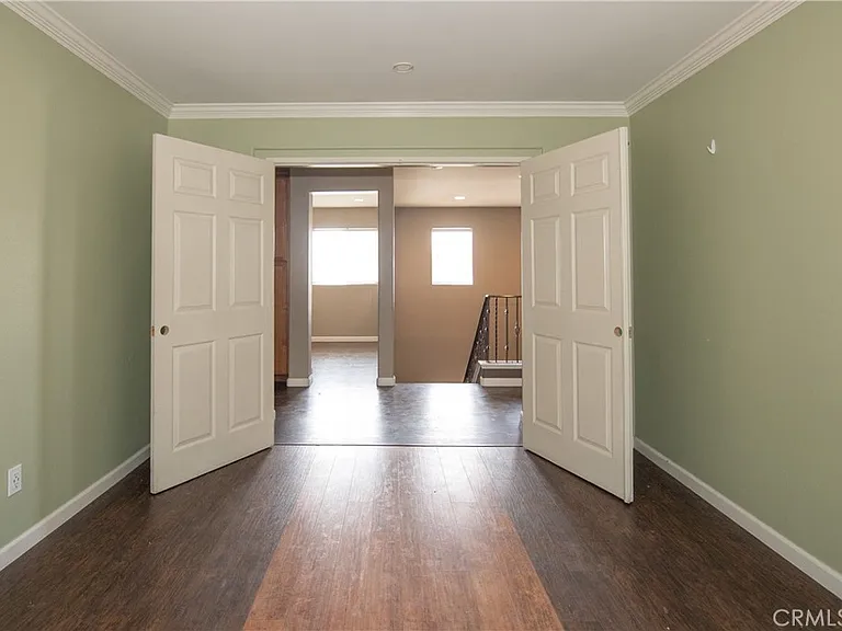 619 W Avenue H13 — Photo 14