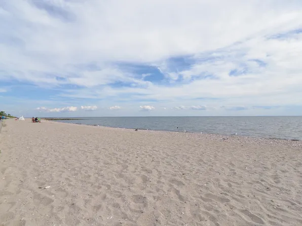 1111 Stratford, 1111 Stratford Ave APT 226, Stratford, CT 06615