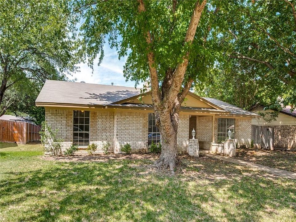 1st image of 3001 Peppertree Pl