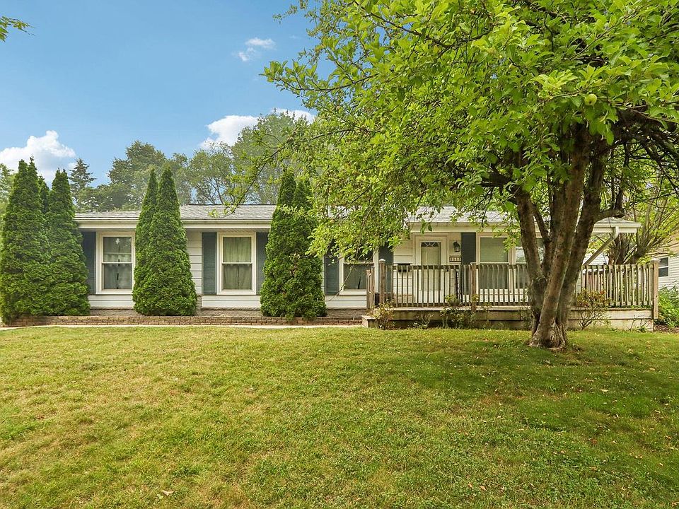 1st image of 1517 Meadow COURT