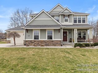 2944 S Saddle Ridge Ct NE, Rockford, MI