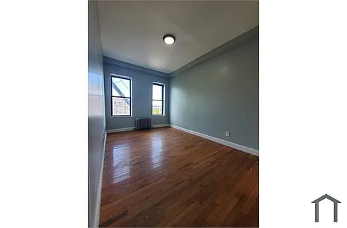 1494 Bryant Ave #3 Photo 1