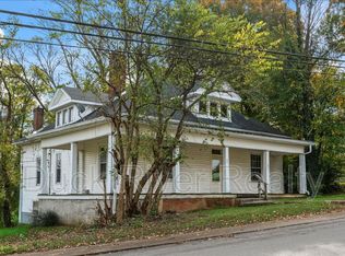 1603 Highland Ave APT A, Columbia, TN 38401