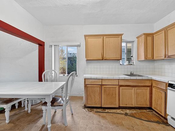 2nd image of 849 B St