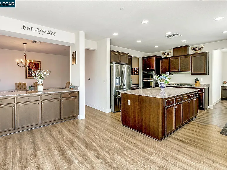582 Mandevilla Dr — Photo 12