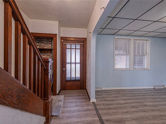 5th image of 2399 Beaver Rd