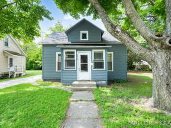 3315 8th St, Muskegon Heights, MI 49444