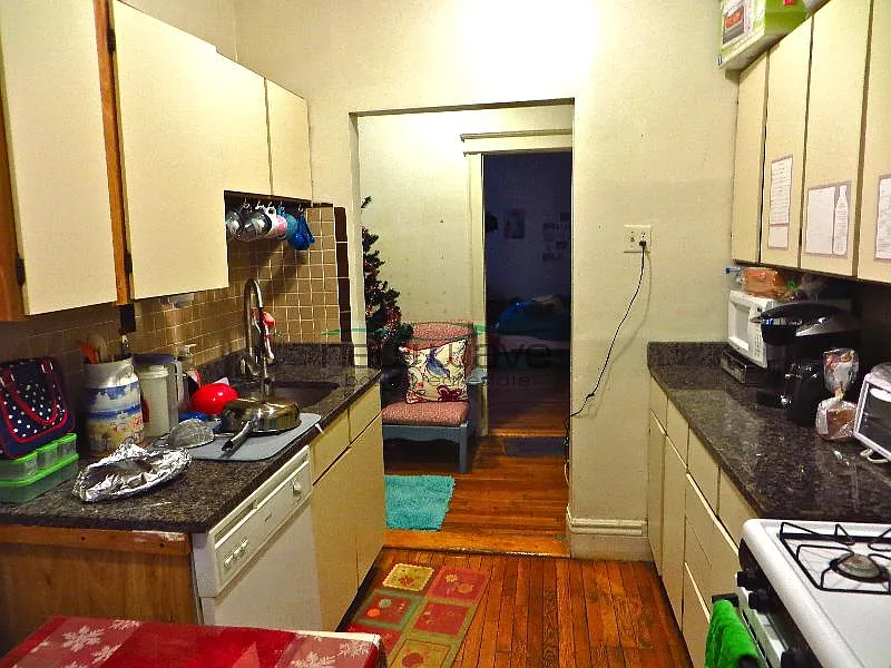 1 bed, 550 sqft, $2,700 — Photo 2