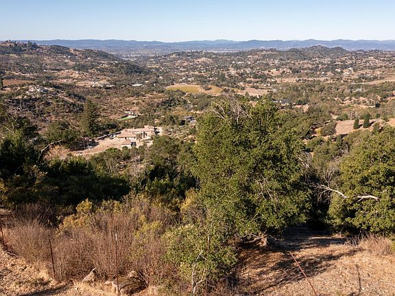 3rd image of 6100 Foothill Ranch Road