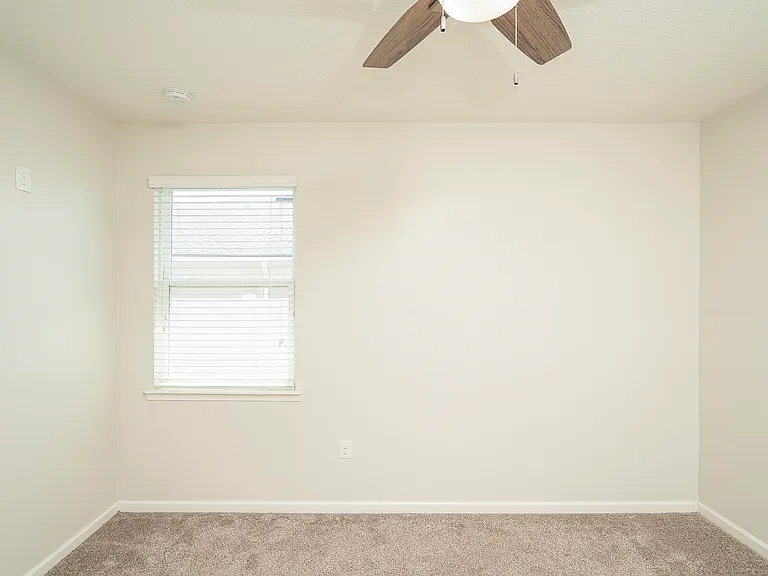 494 Aventurine Ave — Photo 43