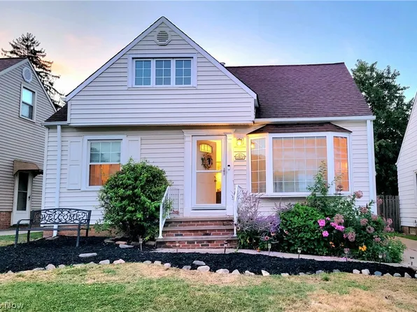 11807 Hastings Rd, Garfield Heights, OH 44125