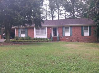 9421 Tuxford Rd, North Chesterfield, VA 23236