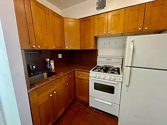 Rented by J PRESTON AND ASSOCIATES INC