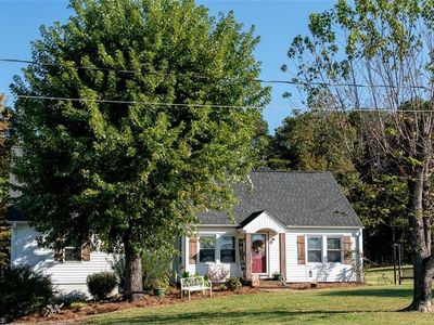 182 Peele Rd, Mount Airy, NC, 27030