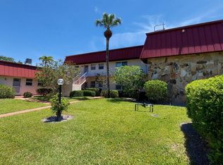 12019 W Greenway Dr APT 203, Royal Palm Beach, FL 33411