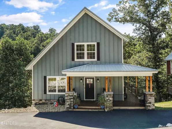 1700 Ridge Rd, Caryville, TN 37714