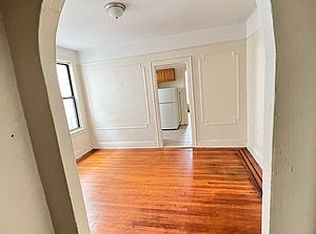 870 E 28th St #2L, Brooklyn, NY 11210