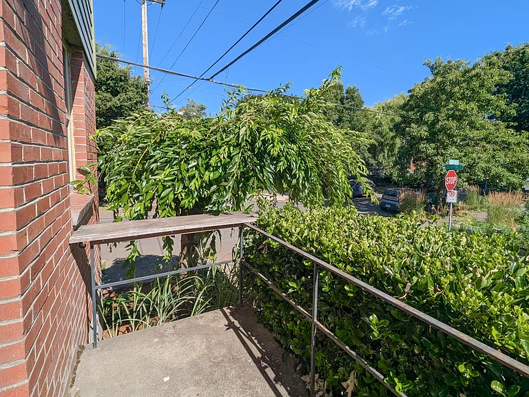 2515 SE 51st Ave #25 — Photo 9