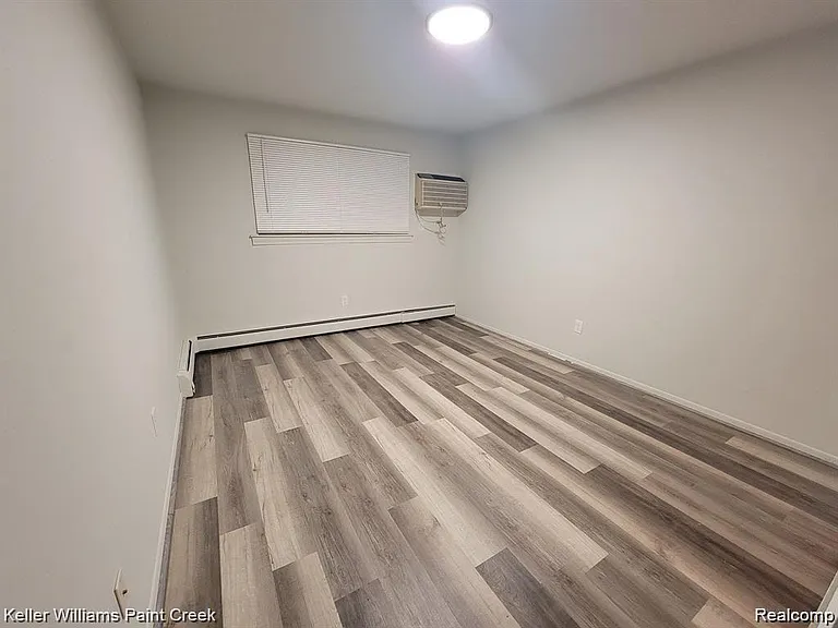 30546 Krauter St #4 — Photo 10