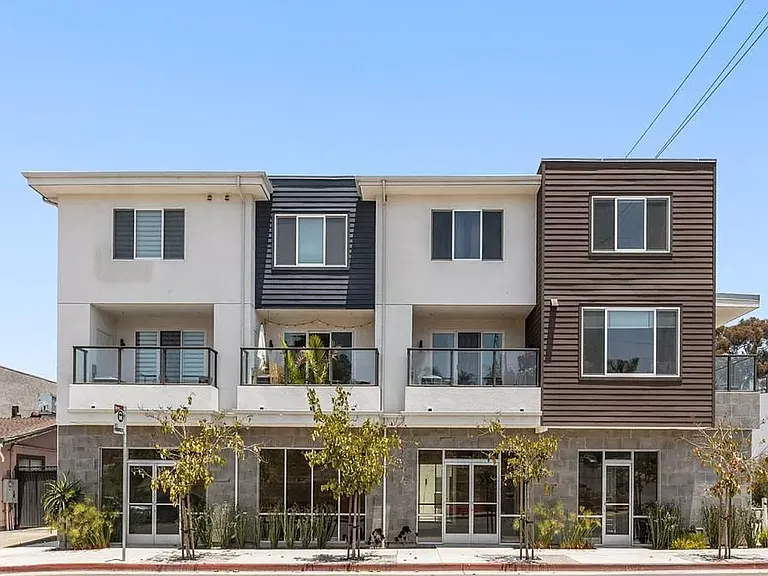 4100 Voltaire St #120 — Photo 5