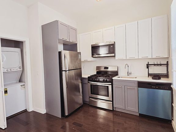 2nd image of 512 Mercer St #103