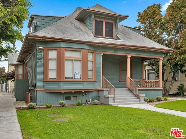 1227 W 30th St, Los Angeles, CA 90007