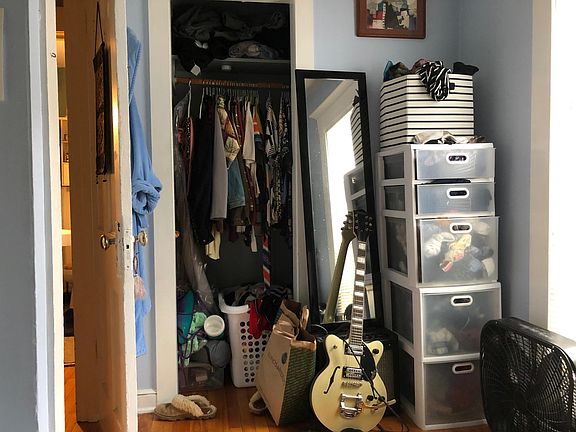 5th image of 3527 Holmes Ave S #2