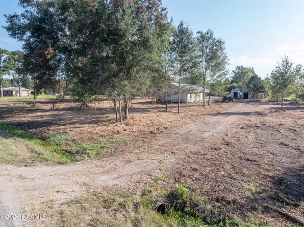 1053 Regis Lagrange Rd, Arnaudville, LA 70512