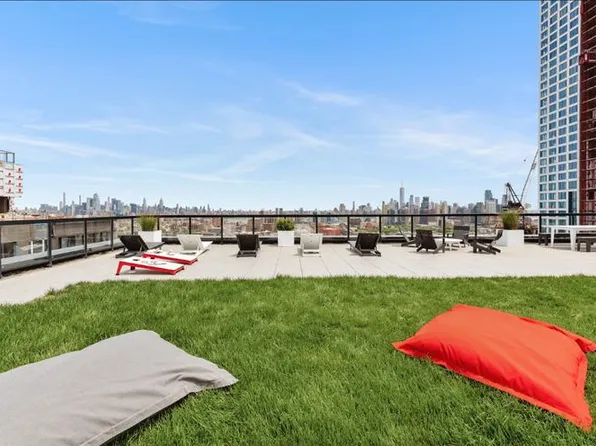 9 Homestead Place image 10 of 17