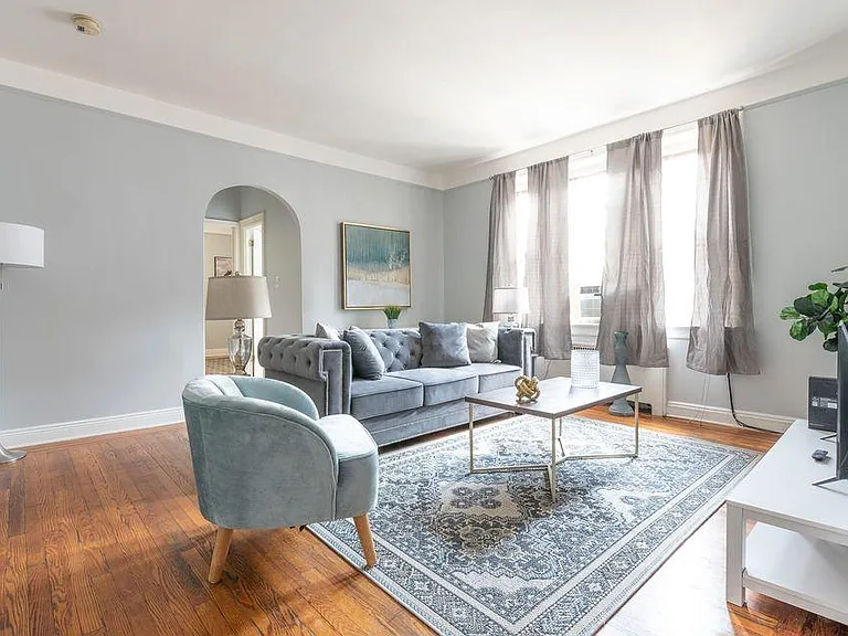 292 Harrison Ave #B4 — Photo 1