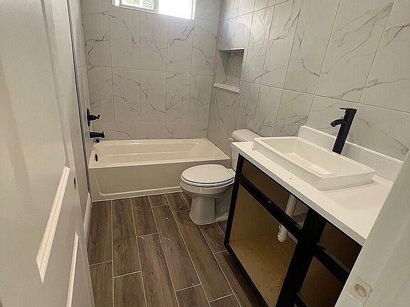 5th image of 13872 Paseo Perlas Dr