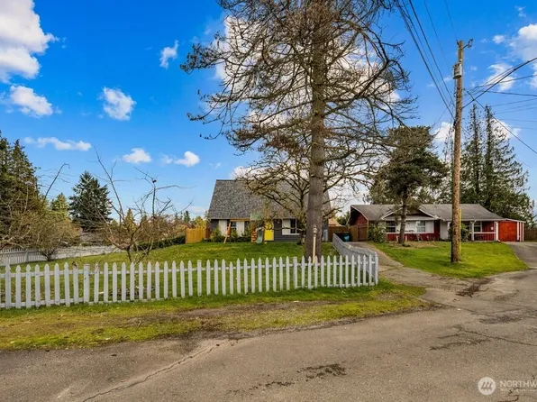 2228 192nd Place SW, Lynnwood, WA 98036