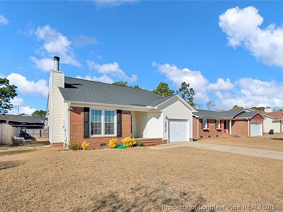 3rd image of 3412 Crosswinds Dr