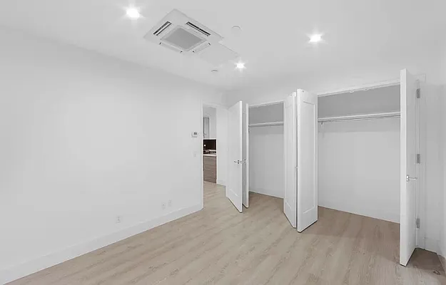 Rented by Oxford Property Group | media 30