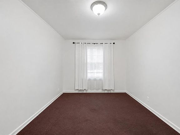 4th image of 308 W 234th St