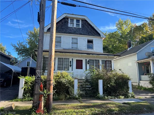 5996 Engel Ave, Cleveland, OH 44127