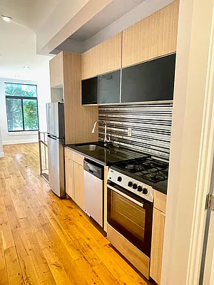 Rented by East Williamsburg Realty Inc | media 9