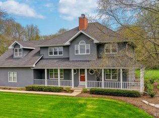 3N979 Farmview Rd, Elburn, IL 60119